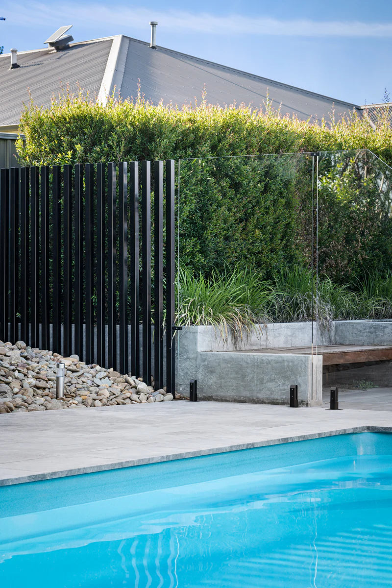 "Contemporary" Vertical Balustrade Fencing
