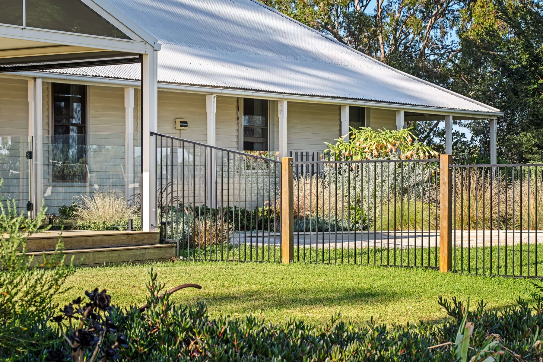 "Standard" Tubular Fencing with Timber posts