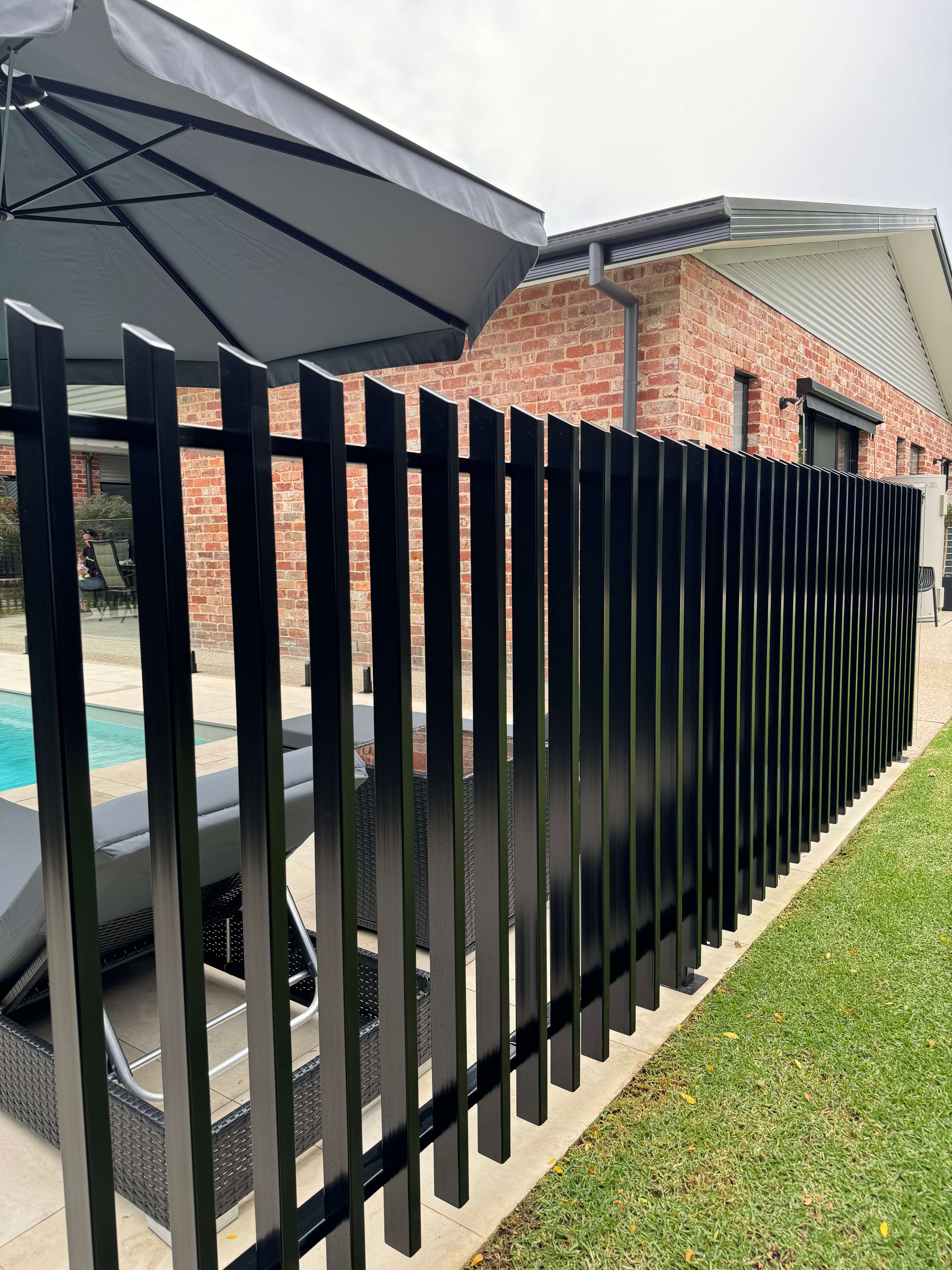 "Blade" Fencing